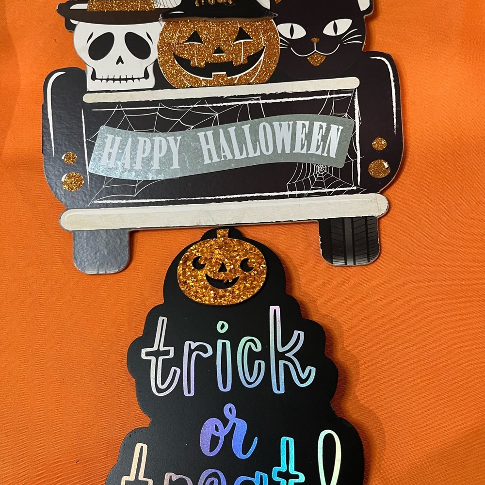 6/$25 Halloween Wall Decor Set - Picture 15 of 16
